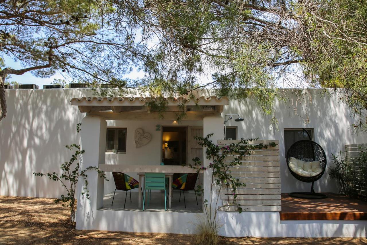 La Hacienda Aparthotel Sant Ferran de Ses Roques Exterior photo